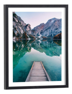 Affiche Escalier sur le lac en montagne