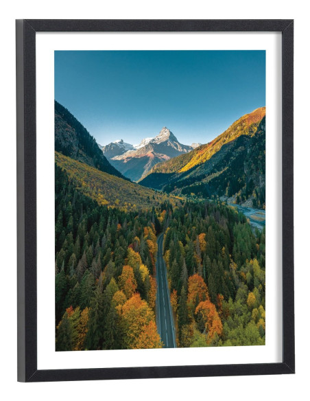 Tableau Route au milieu des montagnes