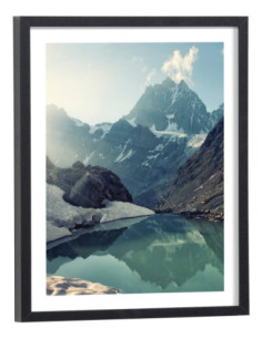 Affiche Lac au milieu des montagnes