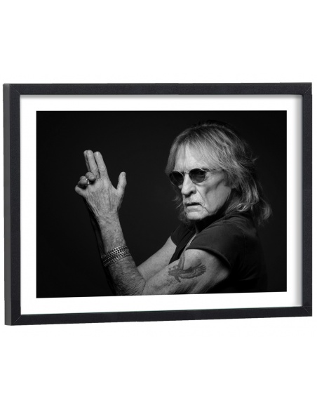 Affiche du chanteur Christophe noir et blanc