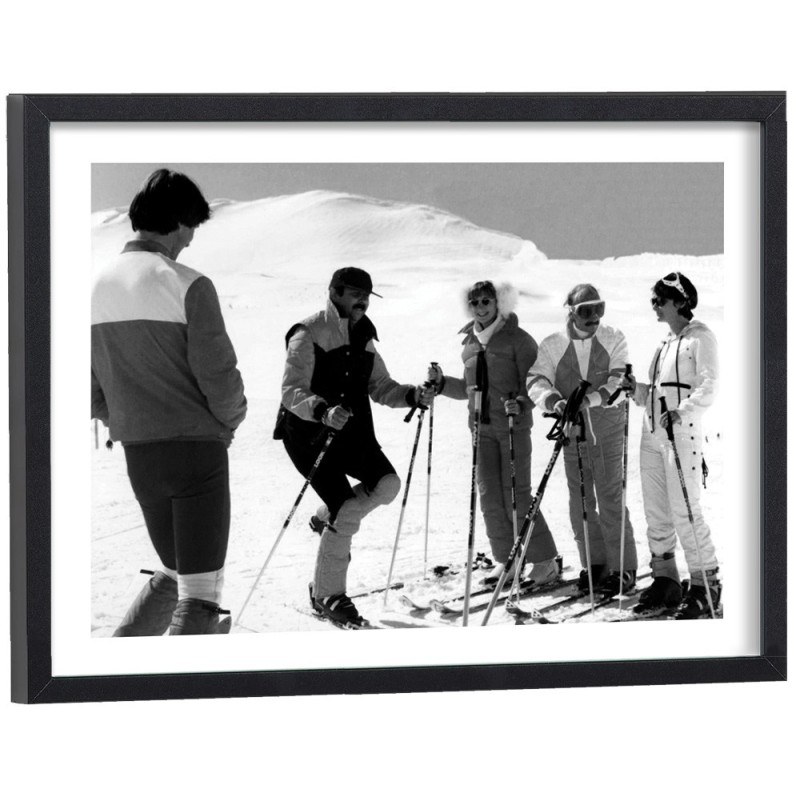 Affiche Les Bronzés font du ski noir et blanc - reproduction cinéma encadrée cadre bois