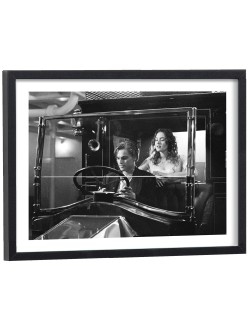 Affiche Titanic scène romantique Jack et Rose dans la voiture - poster cinéma encadré bois noir