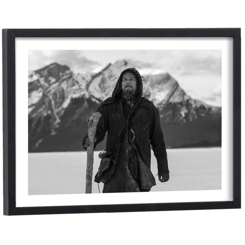 Leonardo DiCaprio dans The Revenant - affiche cinéma encadrée cadre bois noir