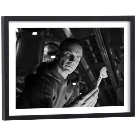 Affiche film Alien noir et blanc - poster cinéma encadré cadre bois noir 40x30 cm