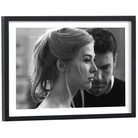 Portrait noir et blanc Gone Girl - affiche cinéma encadrée cadre bois noir 40x30