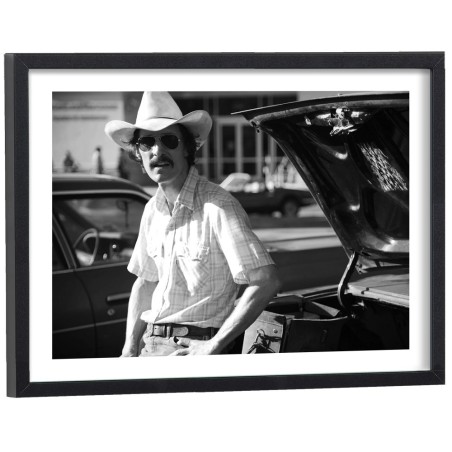 Matthew McConaughey en cowboy dans The Dallas Buyers Club - affiche cinéma encadrée cadre bois noir 40x30