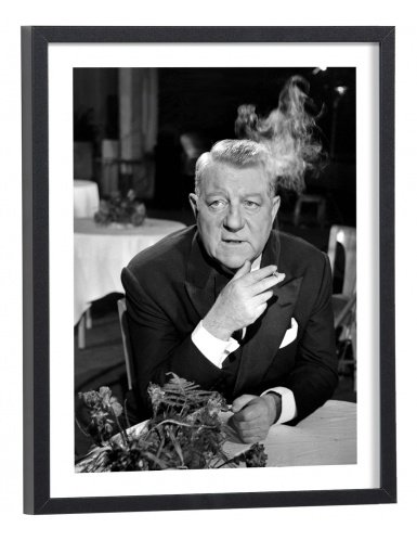 Affiche de Jean Gabin fumant une cigarette (noir et blanc)