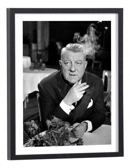 Affiche de Jean Gabin fumant une cigarette (noir et blanc)