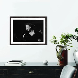 Affiche film La Môme en noir et blanc