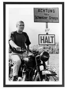 Affiche Steve McQueen en moto dans "La grande évasion"